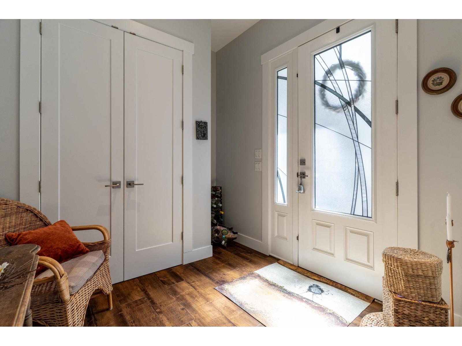 17123 0 Avenue, Surrey, British Columbia  V3Z 9P2 - Photo 4 - R2991369