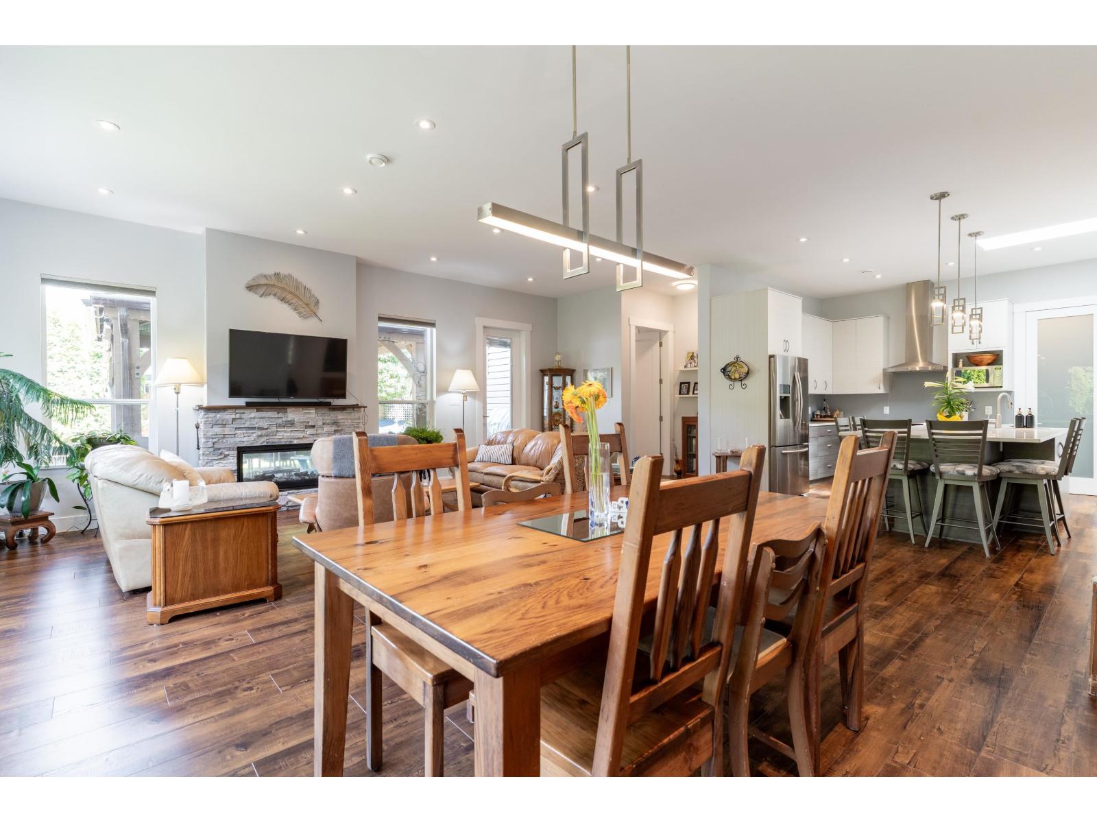 17123 0 Avenue, Surrey, British Columbia  V3Z 9P2 - Photo 11 - R2991369