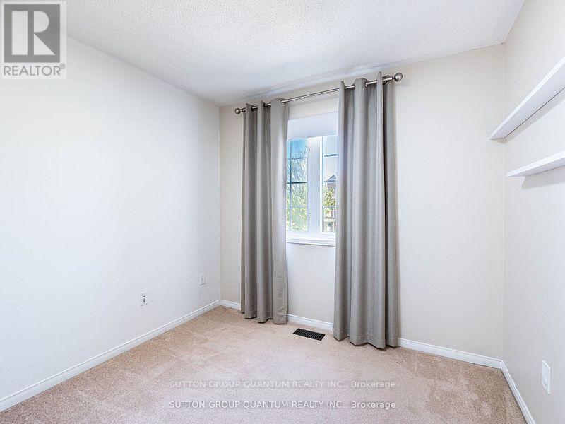 53 Woodcote Crescent, Halton Hills, Ontario  L7G 6M1 - Photo 22 - W12464377