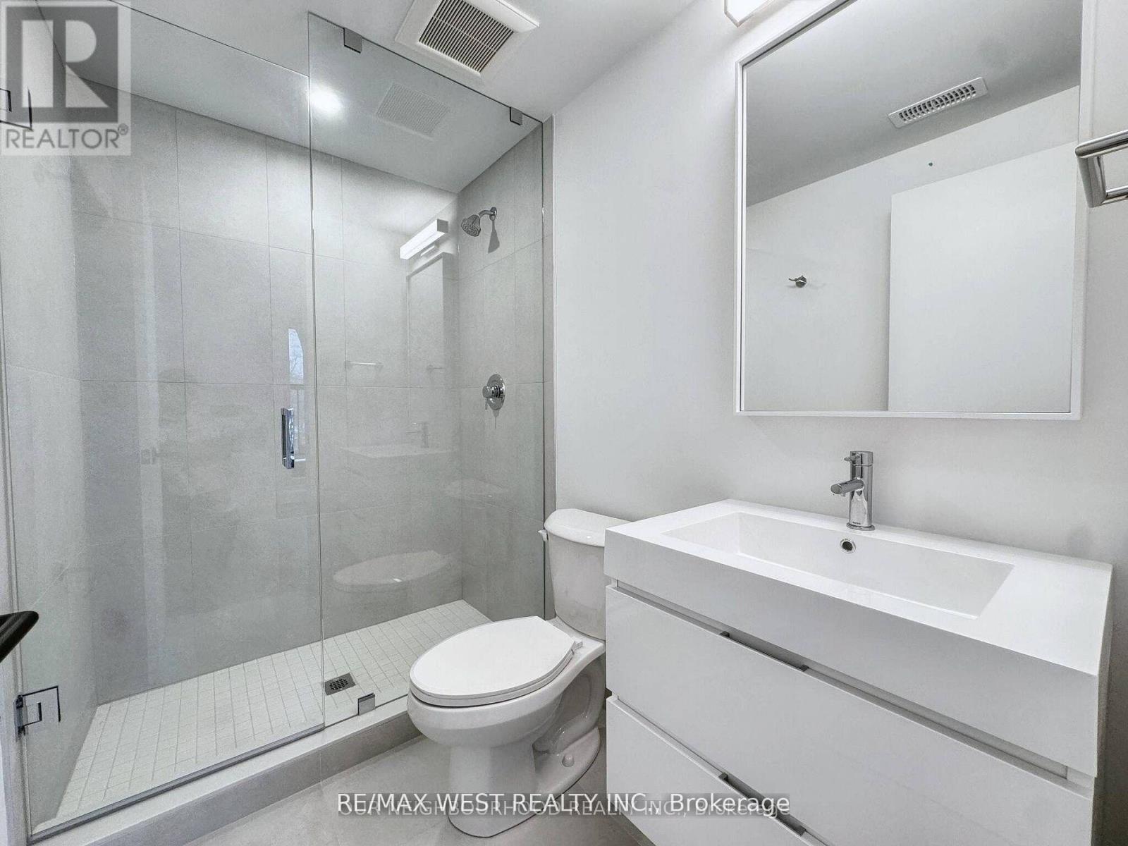 49 Morningside Avenue, Toronto, Ontario  M6S 1C6 - Photo 23 - W12464392
