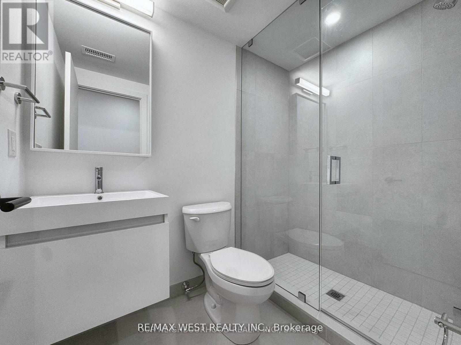 49 Morningside Avenue, Toronto, Ontario  M6S 1C6 - Photo 44 - W12464392