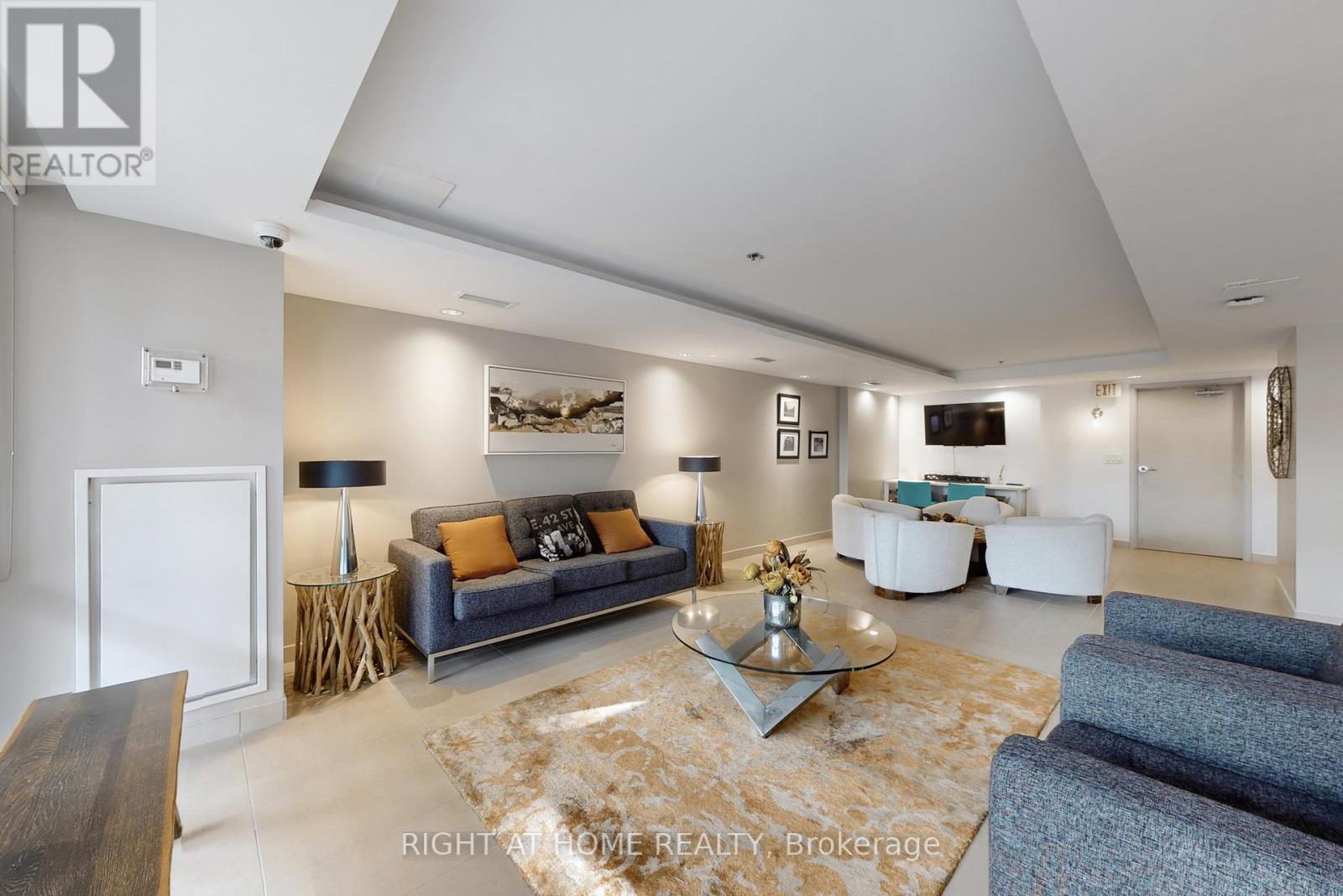 Level 2 Party Room - 508 Wellington Street W, Toronto, Ontario  M5V 0K8 - Photo 12 - C12464398