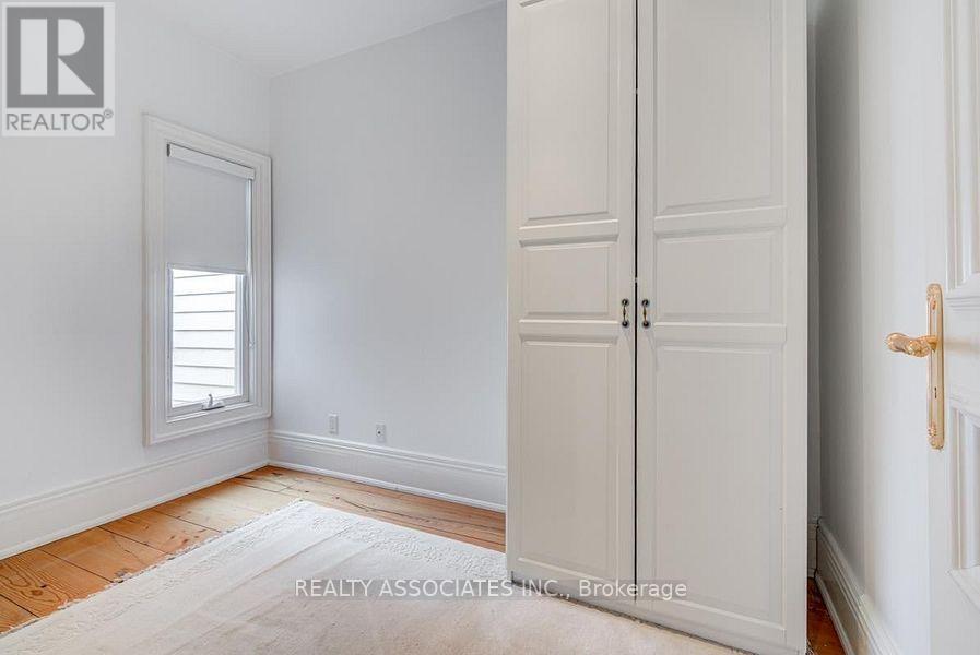 23 Afton Avenue, Toronto, Ontario  M6J 1R6 - Photo 13 - C12464400