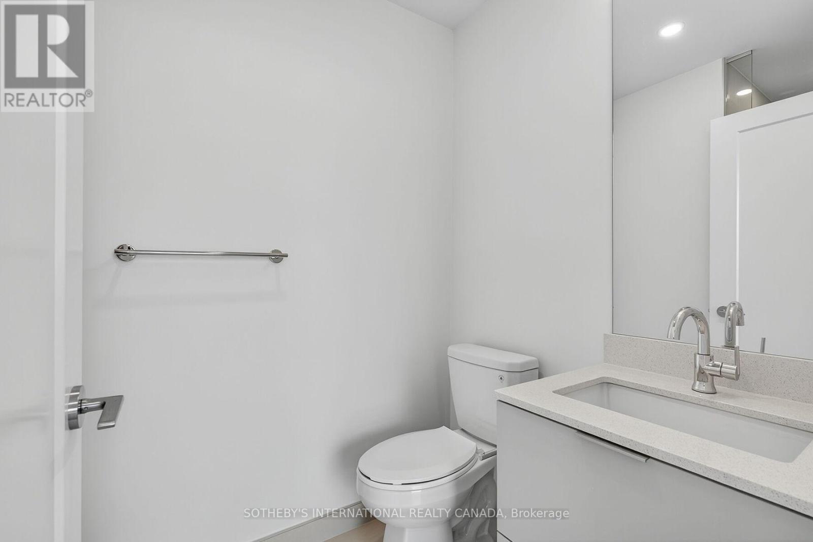 4207 - 89 Church Street, Toronto, Ontario  M5C 2G3 - Photo 32 - C12464401
