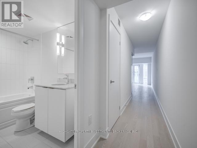 618 - 955 Bay Street, Toronto, Ontario  M5S 2A2 - Photo 16 - C12464414