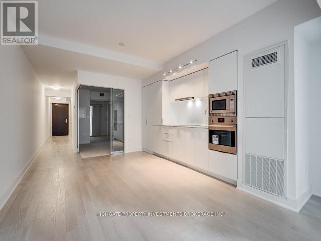 618 - 955 Bay Street, Toronto, Ontario  M5S 2A2 - Photo 9 - C12464414