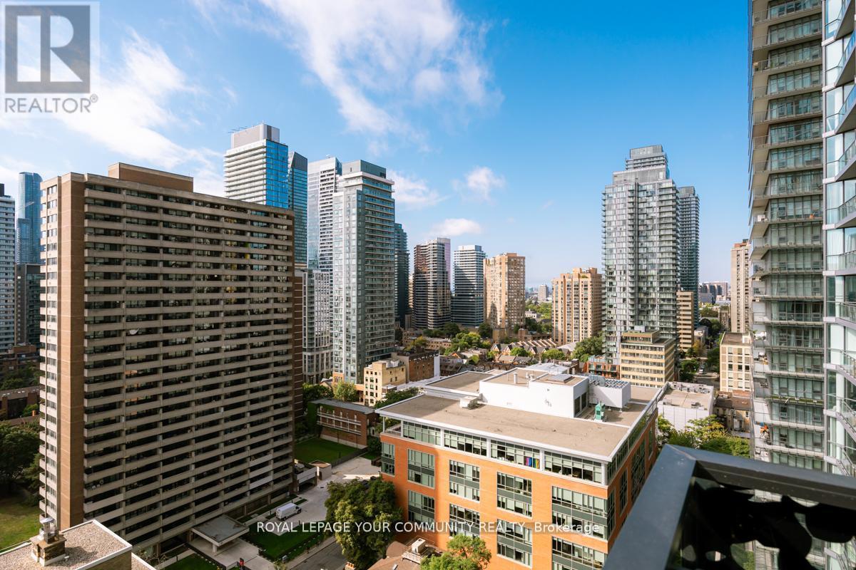 1706 - 55 Charles Street E, Toronto, Ontario  M4Y 1S9 - Photo 15 - C12464438