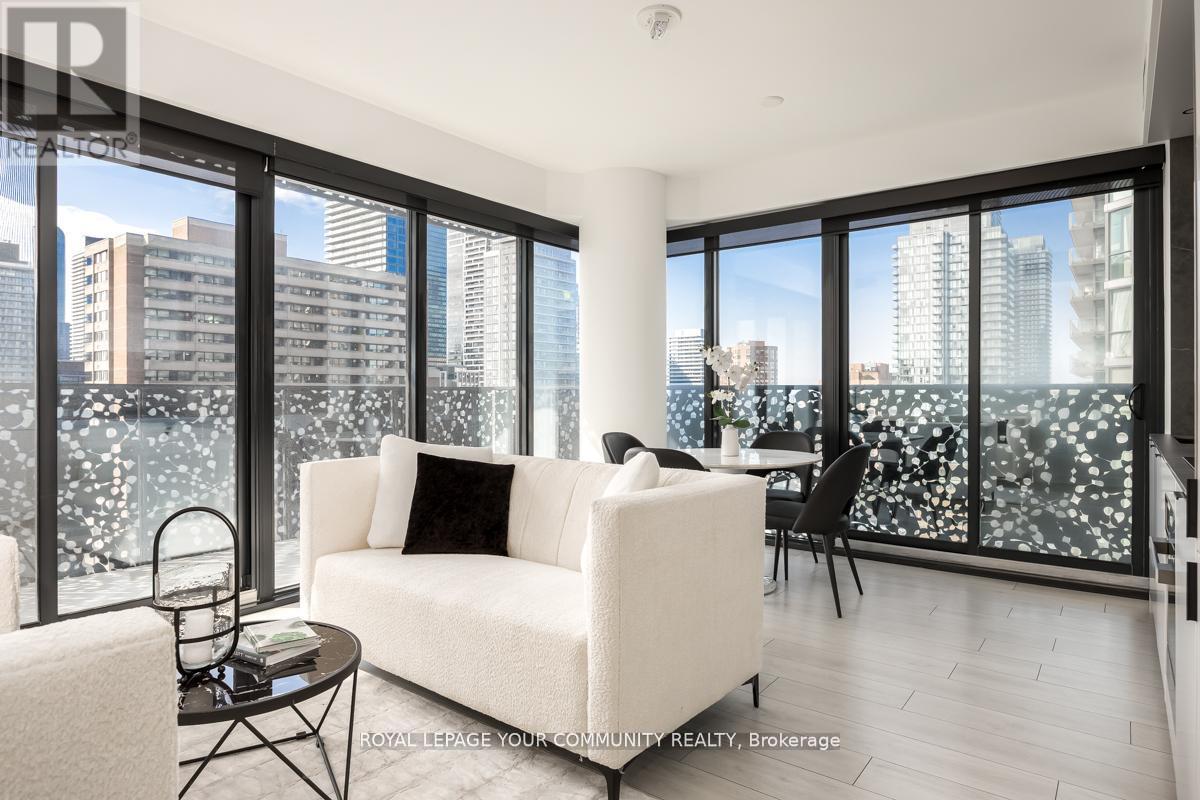 1706 - 55 Charles Street E, Toronto, Ontario  M4Y 1S9 - Photo 8 - C12464438