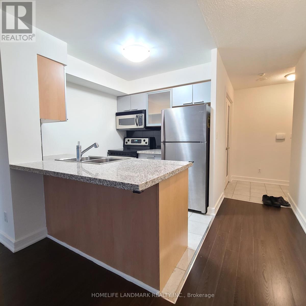 312 - 18 Harrison Garden Boulevard, Toronto, Ontario  M2N 7J6 - Photo 3 - C12464442