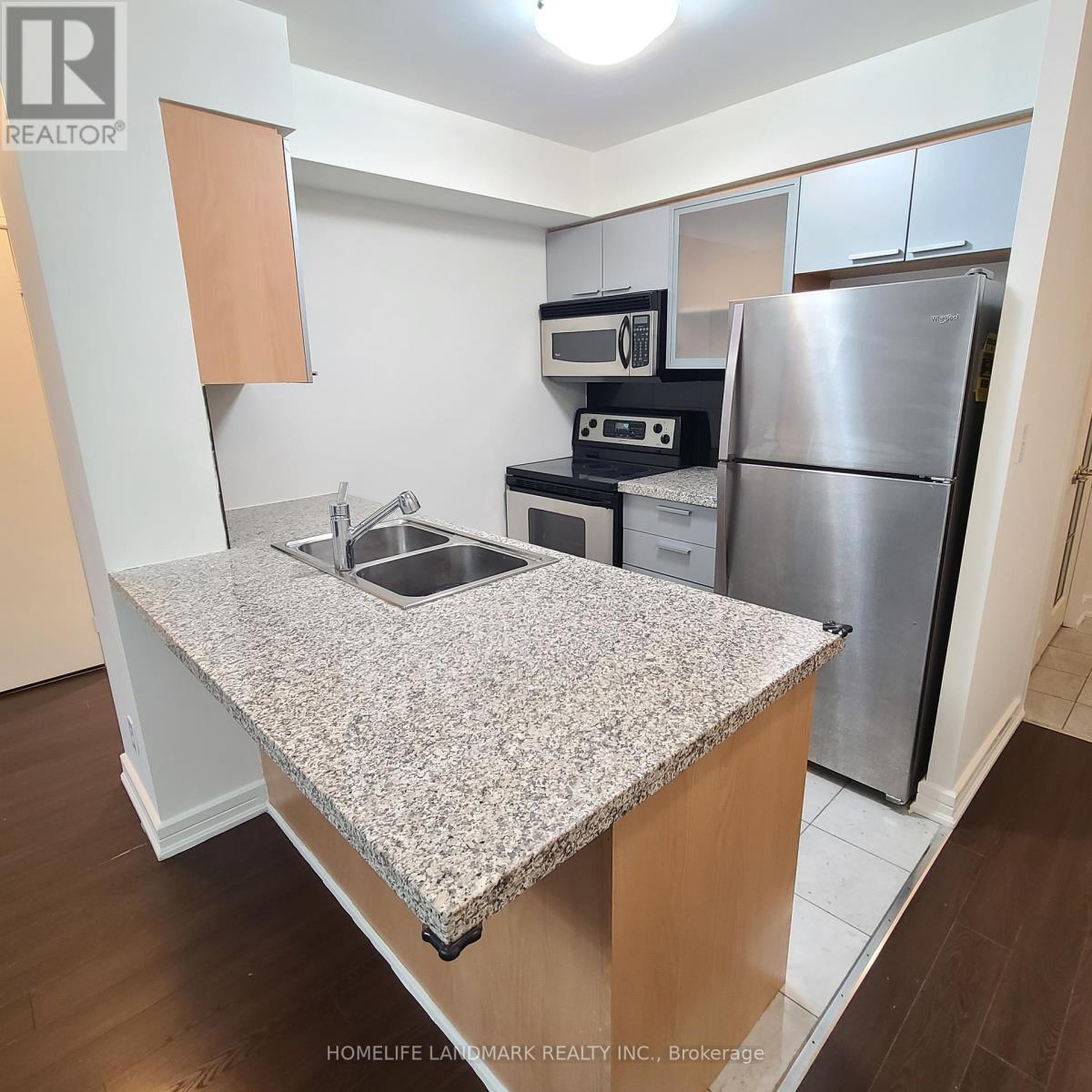 312 - 18 Harrison Garden Boulevard, Toronto, Ontario  M2N 7J6 - Photo 8 - C12464442