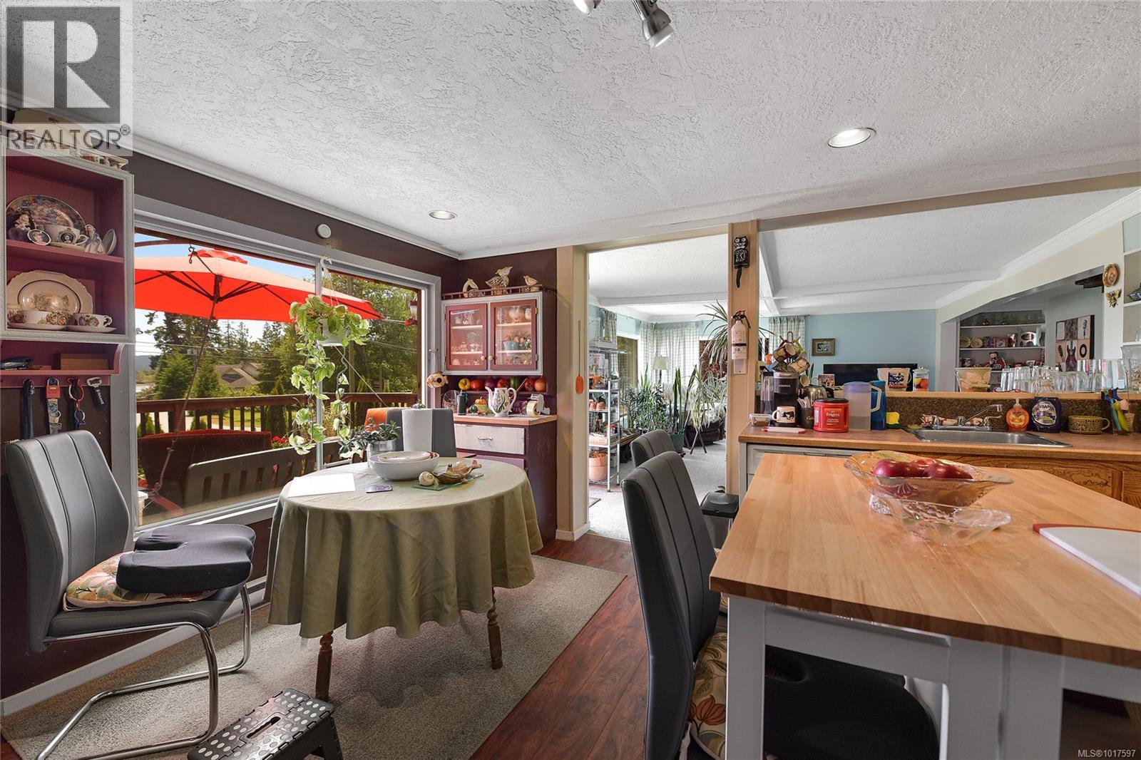 5440 Sooke Rd, Sooke, British Columbia  V9Z 0C8 - Photo 21 - 1017597