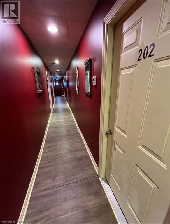 35 Jarvis Street Unit# 202, Fort Erie, Ontario  L2A 2S3 - Photo 4 - 40779528