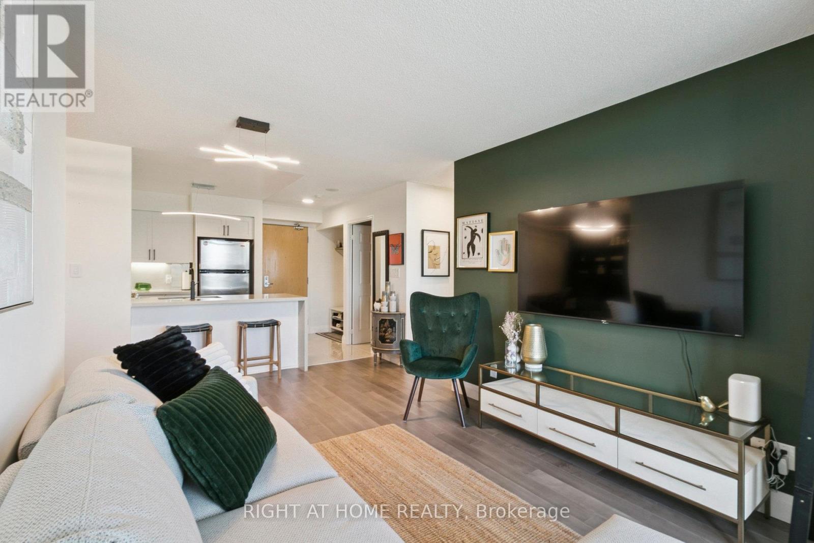 2106 - 88 Grangeway Avenue, Toronto, Ontario  M1H 0A2 - Photo 11 - E12464425