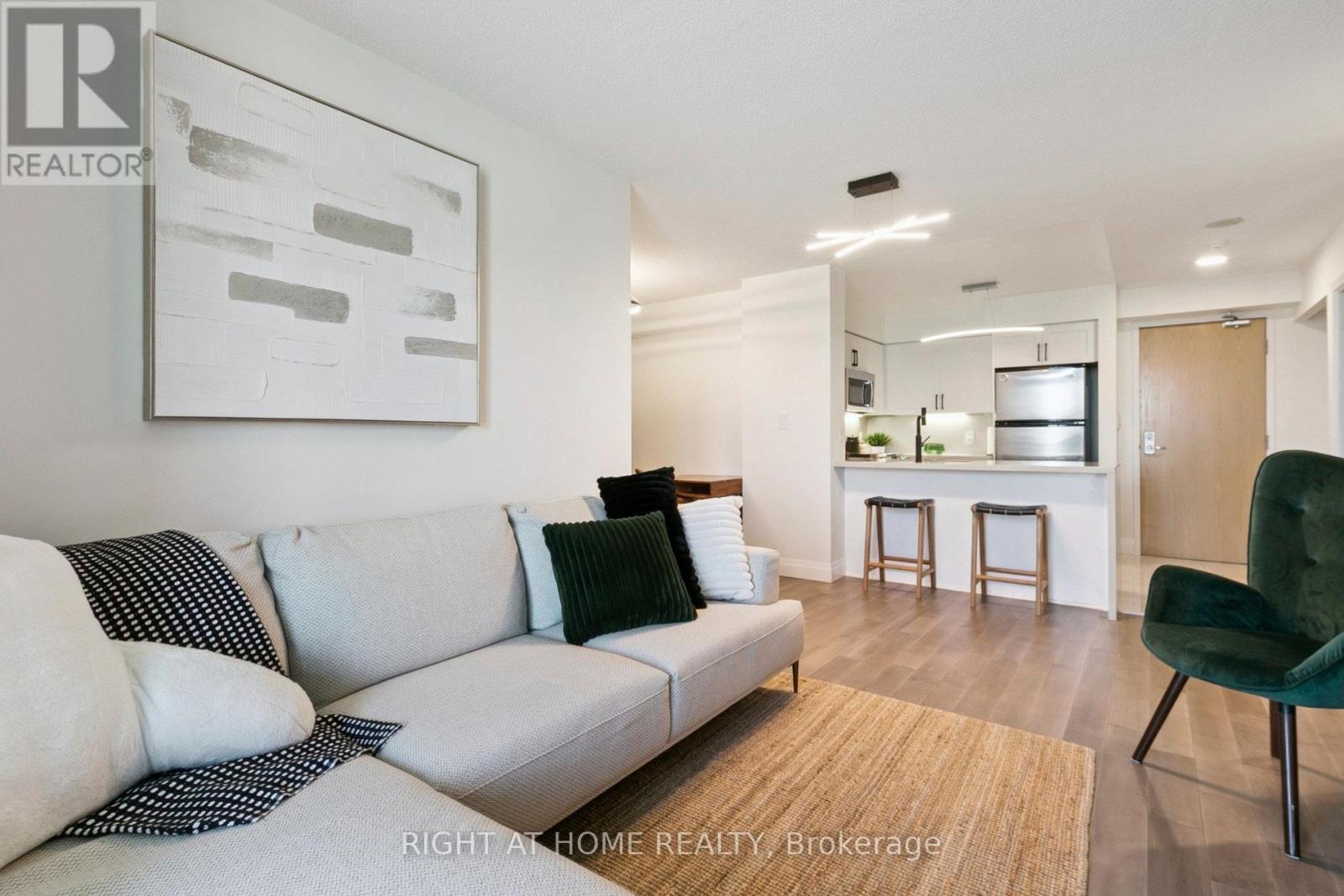 2106 - 88 Grangeway Avenue, Toronto, Ontario  M1H 0A2 - Photo 14 - E12464425