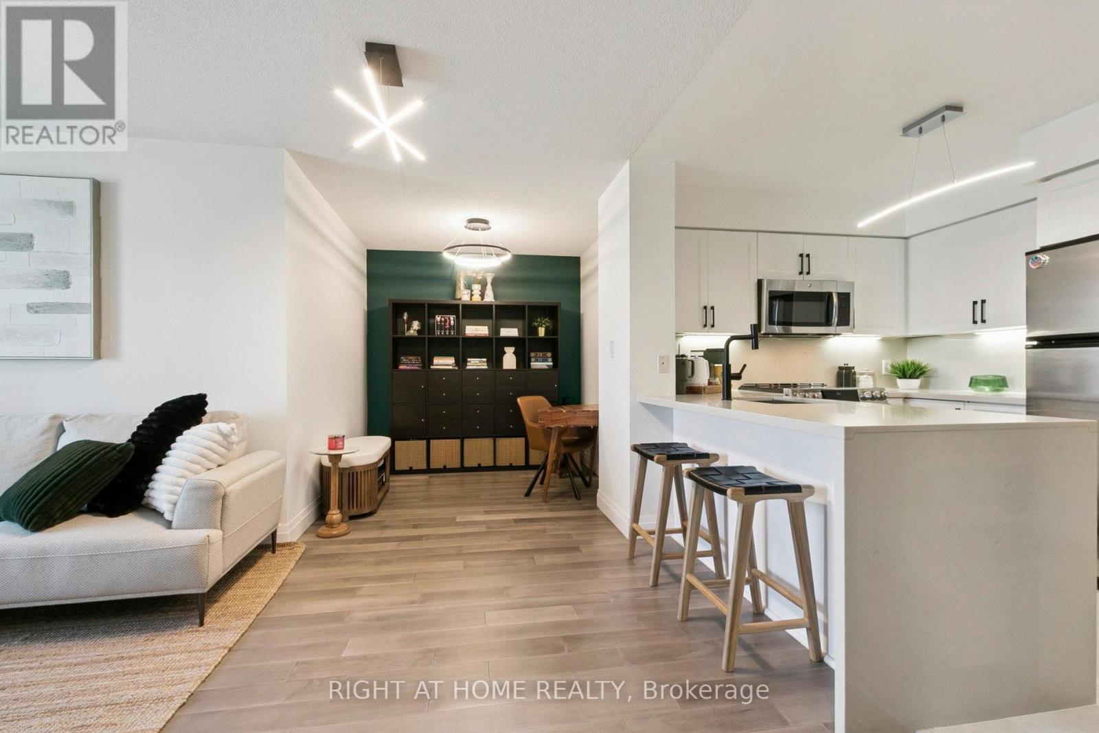2106 - 88 Grangeway Avenue, Toronto, Ontario  M1H 0A2 - Photo 15 - E12464425