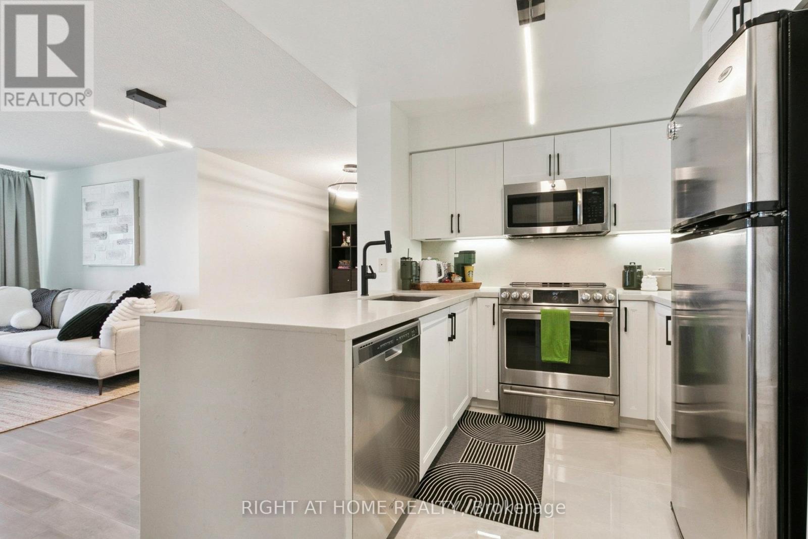 2106 - 88 Grangeway Avenue, Toronto, Ontario  M1H 0A2 - Photo 19 - E12464425