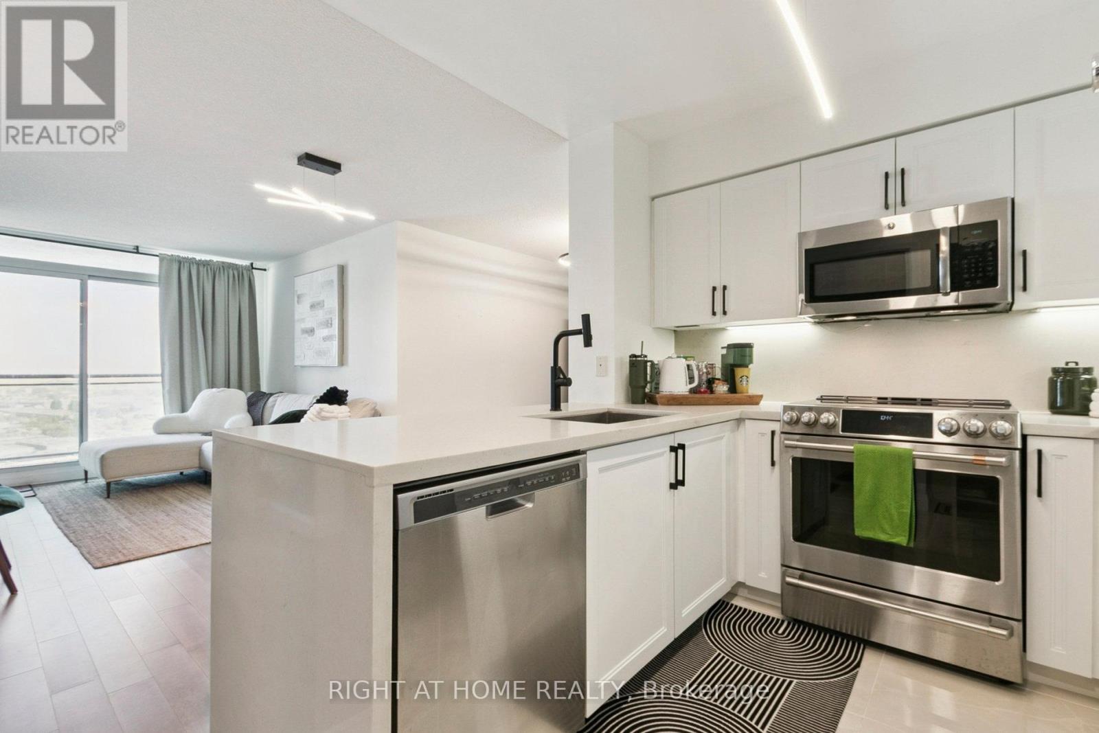 2106 - 88 Grangeway Avenue, Toronto, Ontario  M1H 0A2 - Photo 20 - E12464425