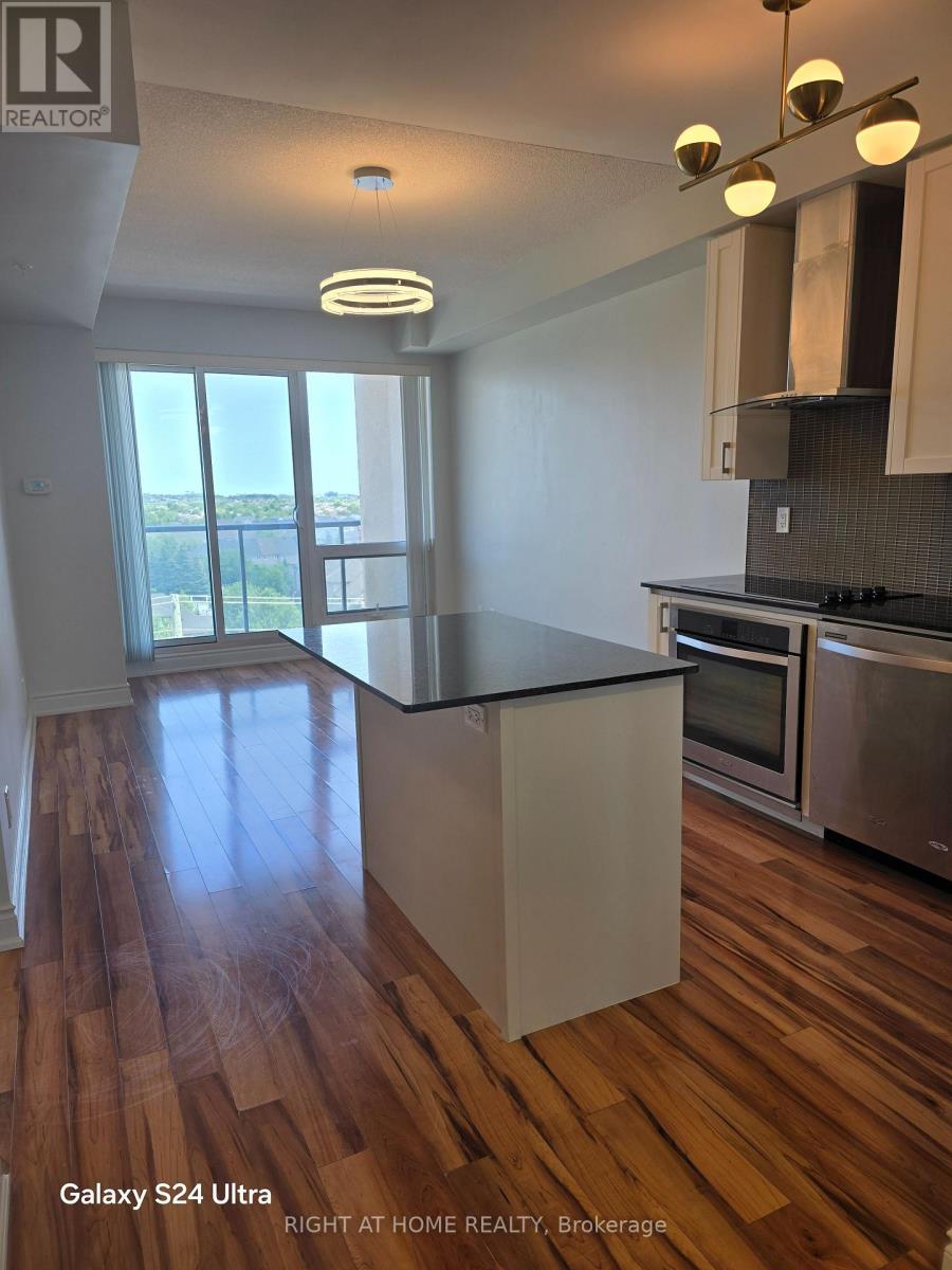 907 - 9088 Yonge Street, Richmond Hill, Ontario  L4C 0Y6 - Photo 8 - N12463953