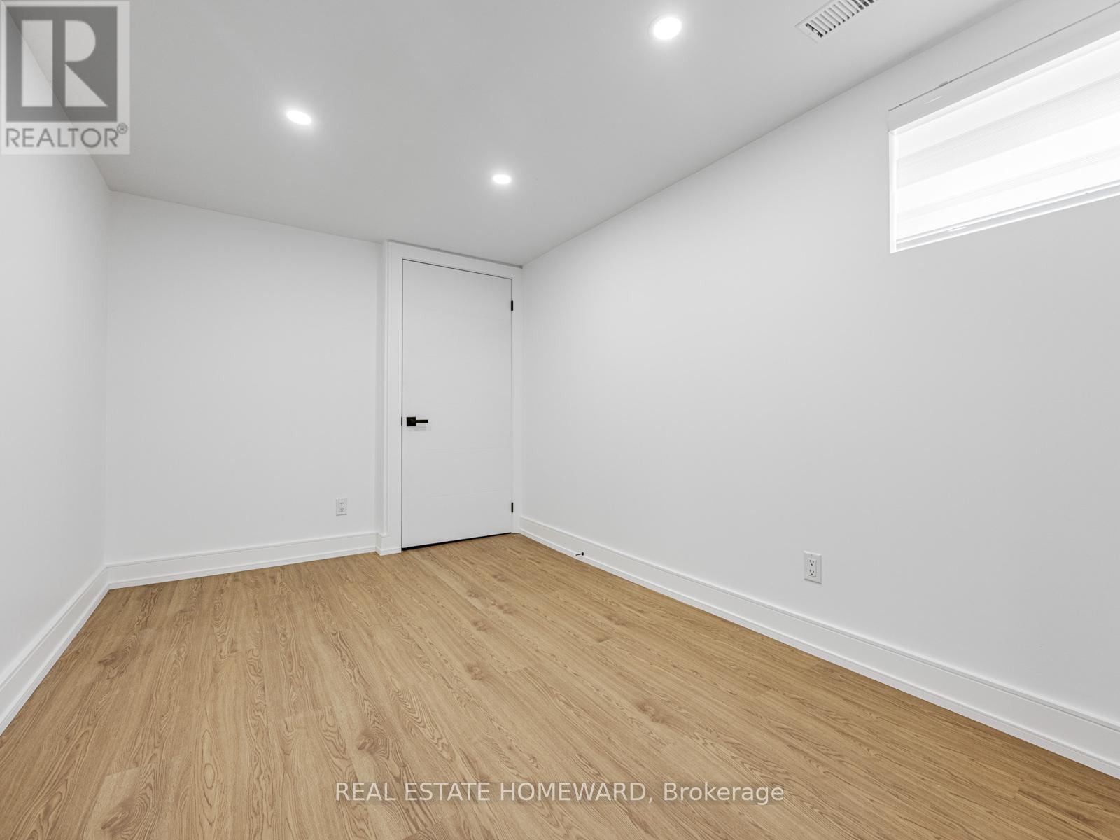 10 Juliana Court, Toronto, Ontario  M6S 2R2 - Photo 28 - W12464405