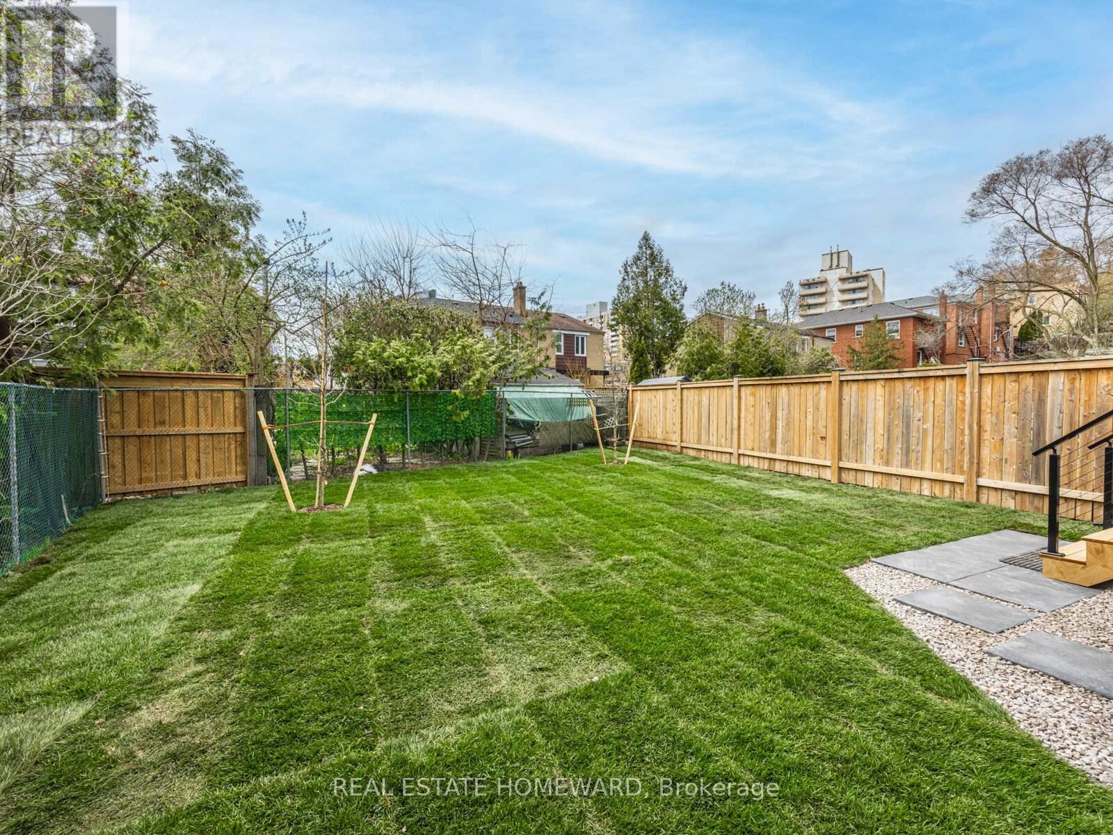 10 Juliana Court, Toronto, Ontario  M6S 2R2 - Photo 29 - W12464405