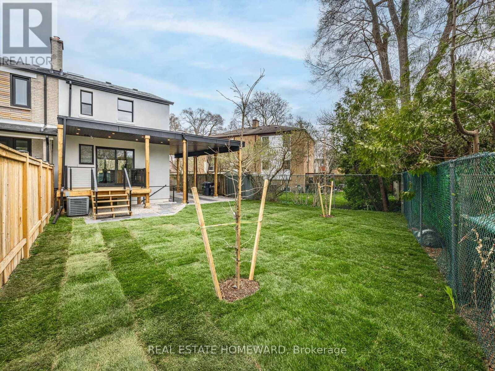 10 Juliana Court, Toronto, Ontario  M6S 2R2 - Photo 31 - W12464405