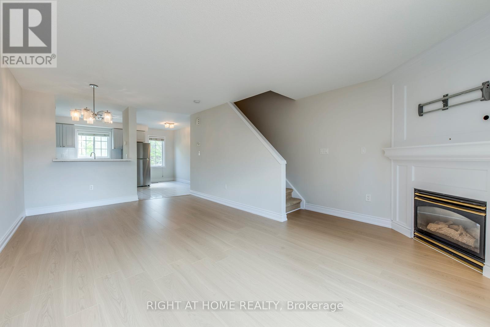 14 - 4991 Rathkeale Road, Mississauga, Ontario  L5V 2G9 - Photo 12 - W12464434