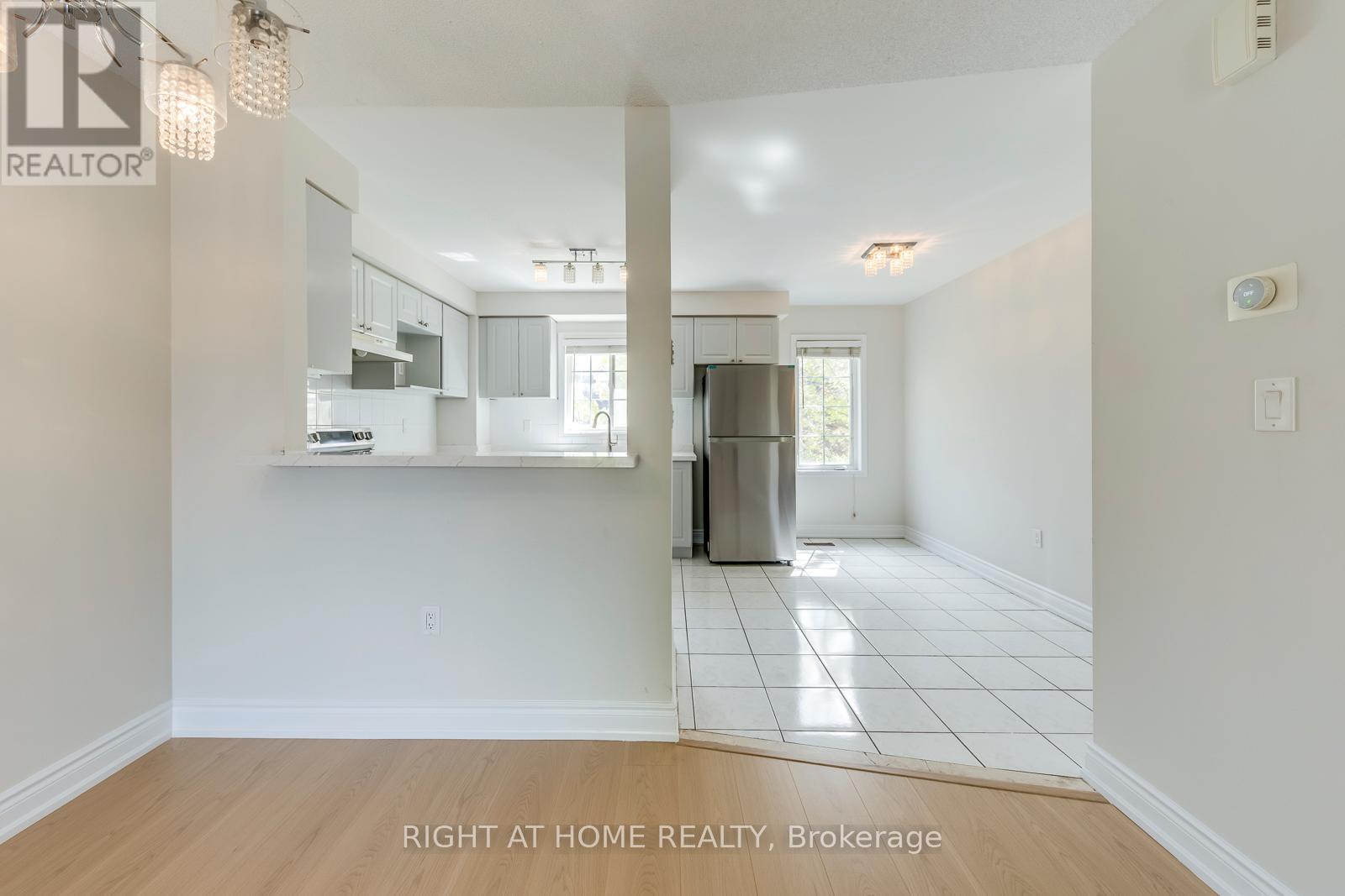 14 - 4991 Rathkeale Road, Mississauga, Ontario  L5V 2G9 - Photo 16 - W12464434