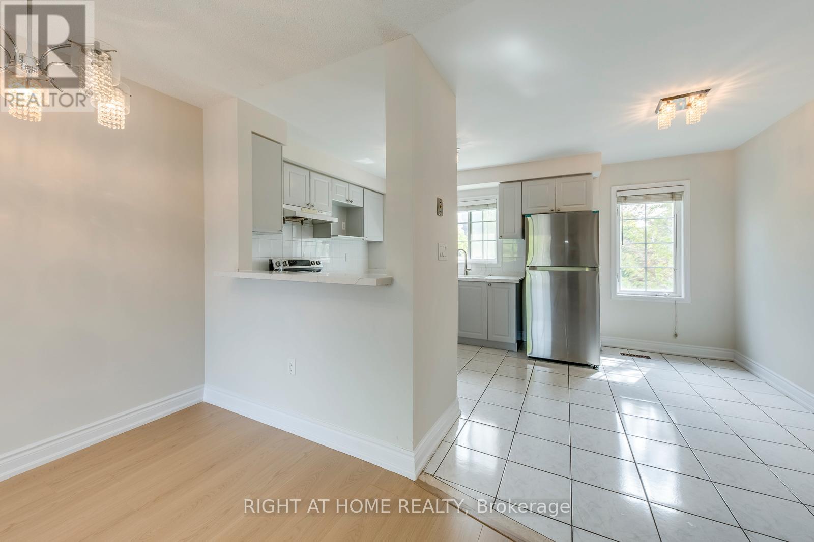 14 - 4991 Rathkeale Road, Mississauga, Ontario  L5V 2G9 - Photo 17 - W12464434