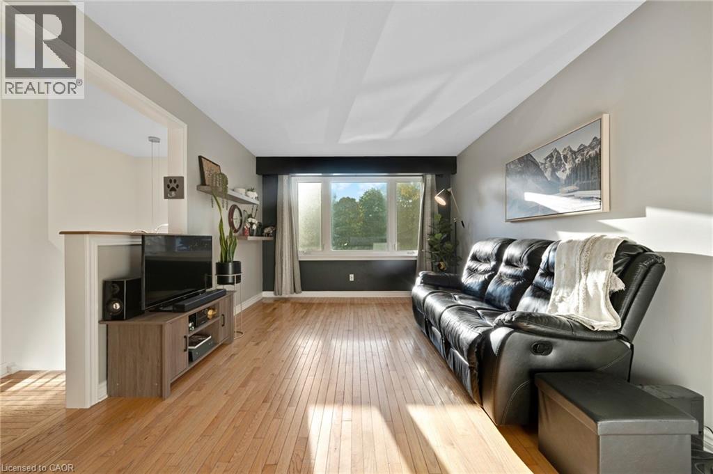 623 Pioneer Drive, Kitchener, Ontario  N2P 1L7 - Photo 5 - 40779318