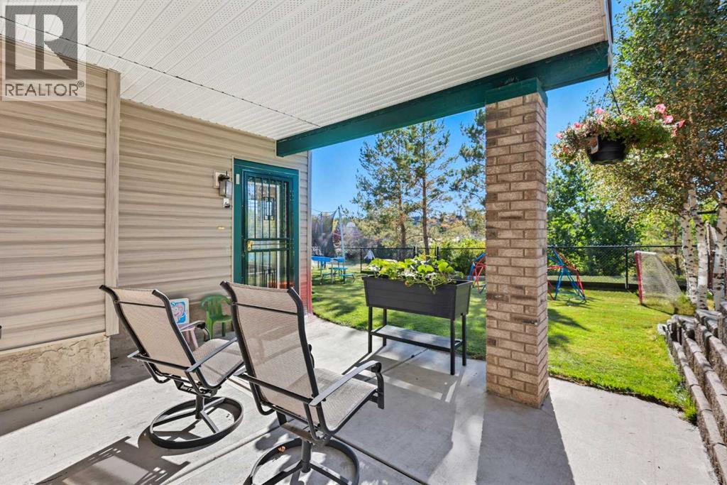 7 Panatella Close Nw, Calgary, Alberta  T3K 6B3 - Photo 37 - A2259686