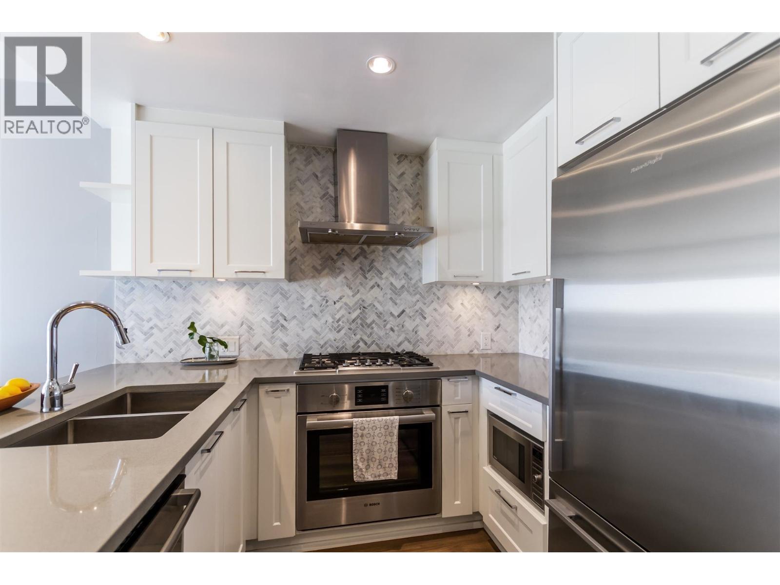 1408 520 Como Lake Avenue, Coquitlam, British Columbia  V3J 0E8 - Photo 5 - R3058383