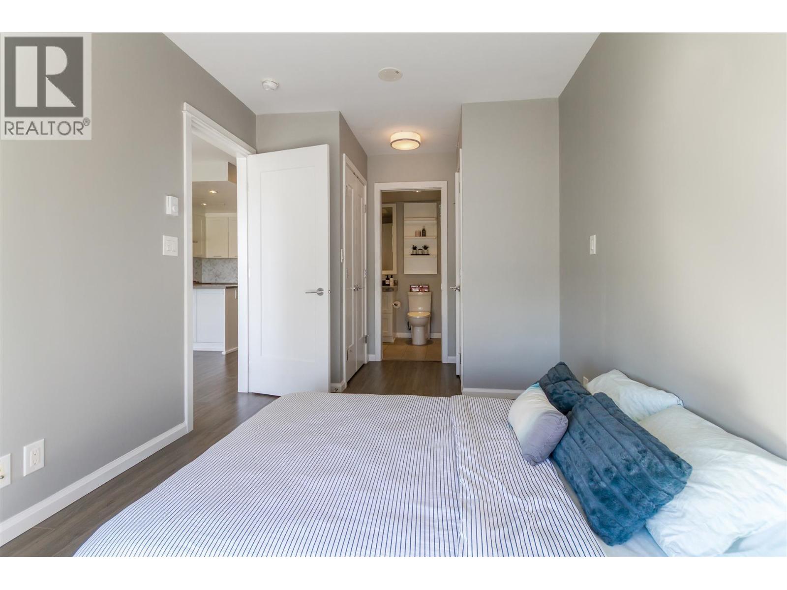 1408 520 Como Lake Avenue, Coquitlam, British Columbia  V3J 0E8 - Photo 7 - R3058383
