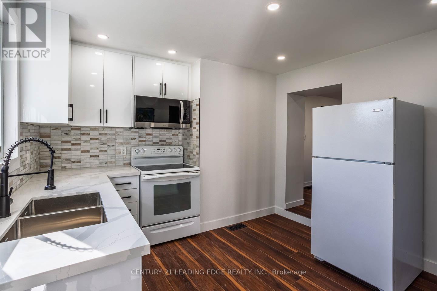 A - 61 Wilkins Street, Quinte West, Ontario  K8V 3M6 - Photo 6 - X12464409