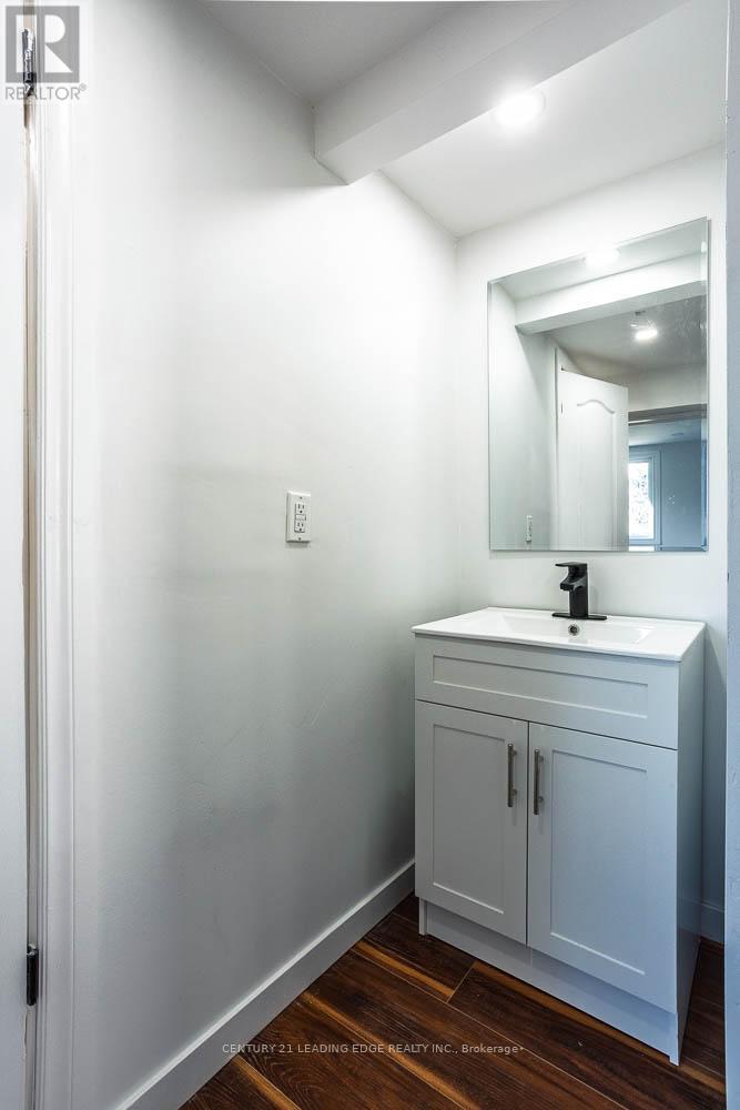 A - 61 Wilkins Street, Quinte West, Ontario  K8V 3M6 - Photo 8 - X12464409