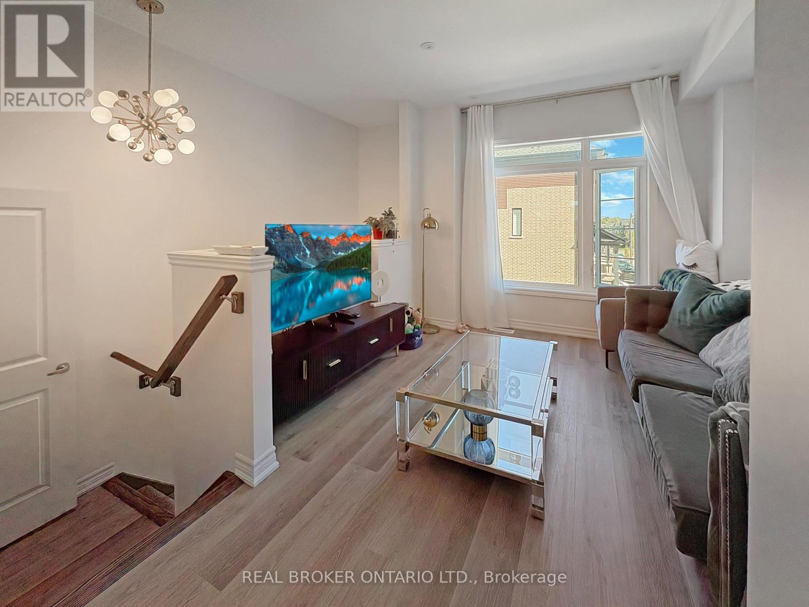 461 Blackburn Drive, Brantford, Ontario  N3T 0W9 - Photo 2 - X12464428