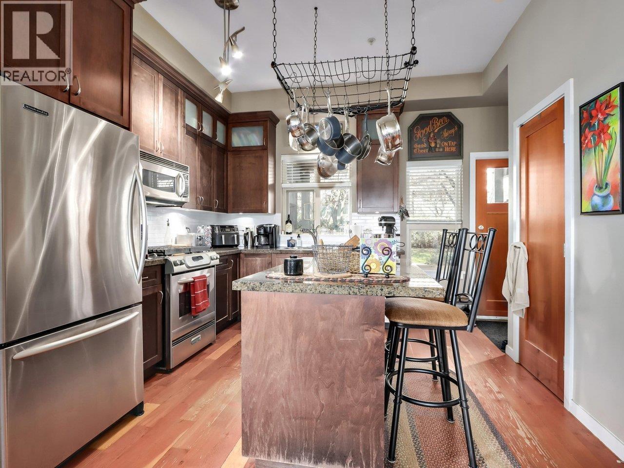 120 250 Salter Street, New Westminster, British Columbia  V3M 0B7 - Photo 5 - R3059000