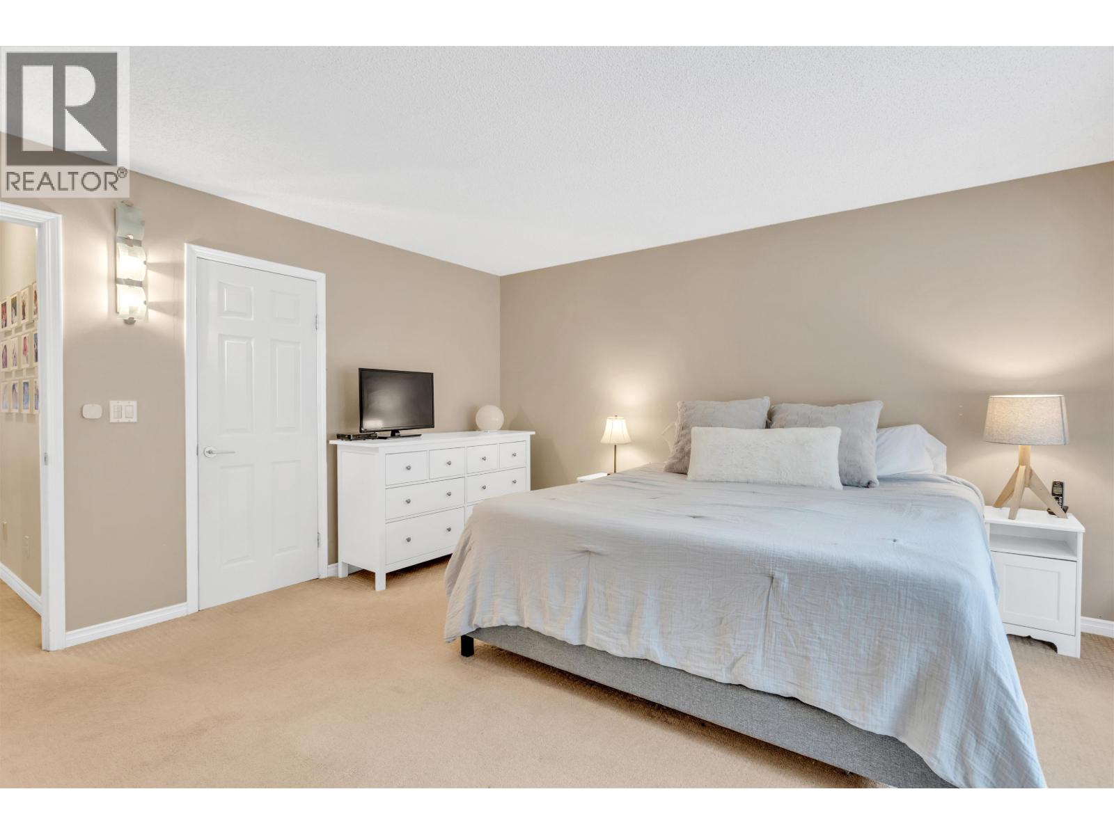 8838 Larkfield Drive, Burnaby, British Columbia  V5A 4L1 - Photo 23 - R3059006