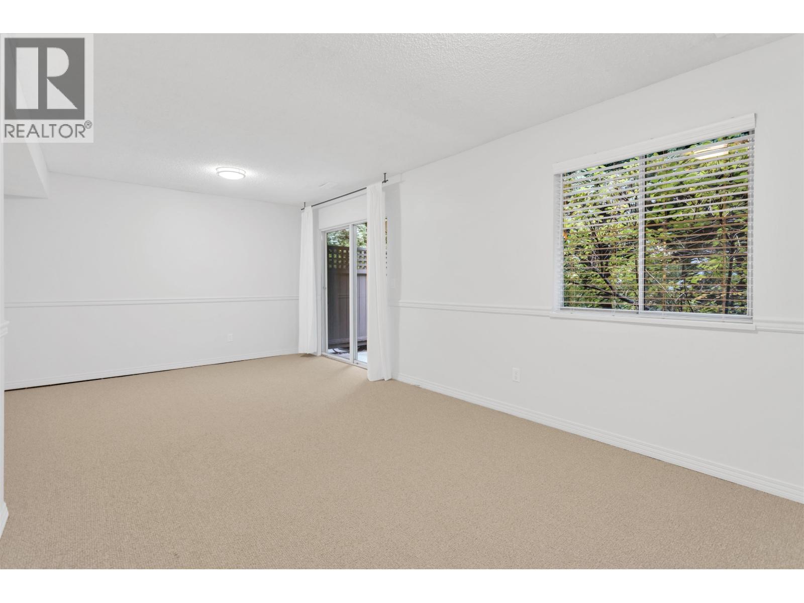 8838 Larkfield Drive, Burnaby, British Columbia  V5A 4L1 - Photo 26 - R3059006