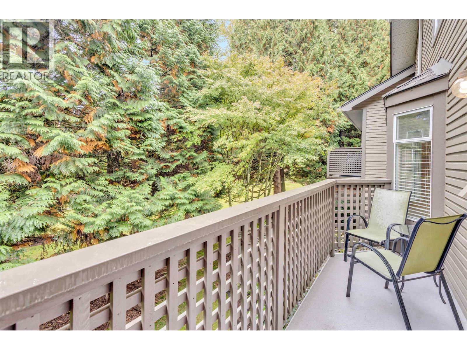 8838 Larkfield Drive, Burnaby, British Columbia  V5A 4L1 - Photo 9 - R3059006