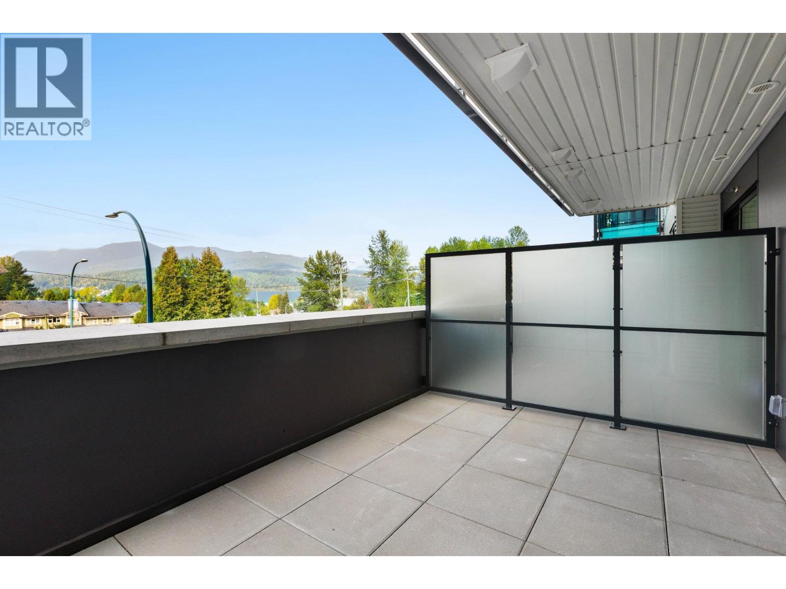 210 2015 St. Johns Street, Port Moody, British Columbia  V3H 0N5 - Photo 1 - R3059010