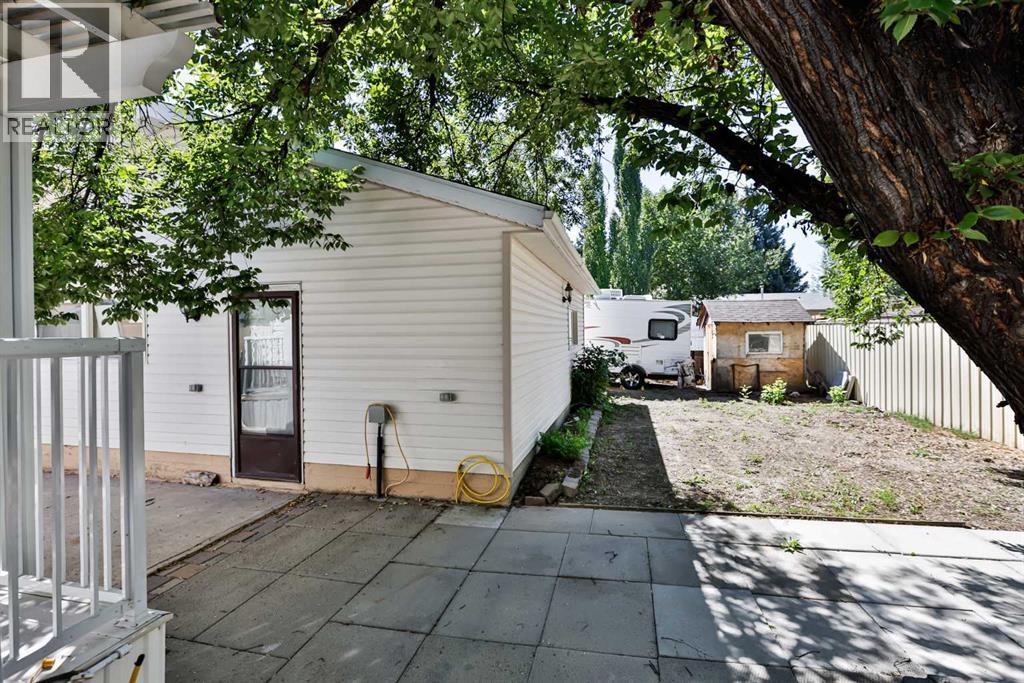 1910 24 Avenue N, Lethbridge, Alberta  T1H 4T2 - Photo 19 - A2250075