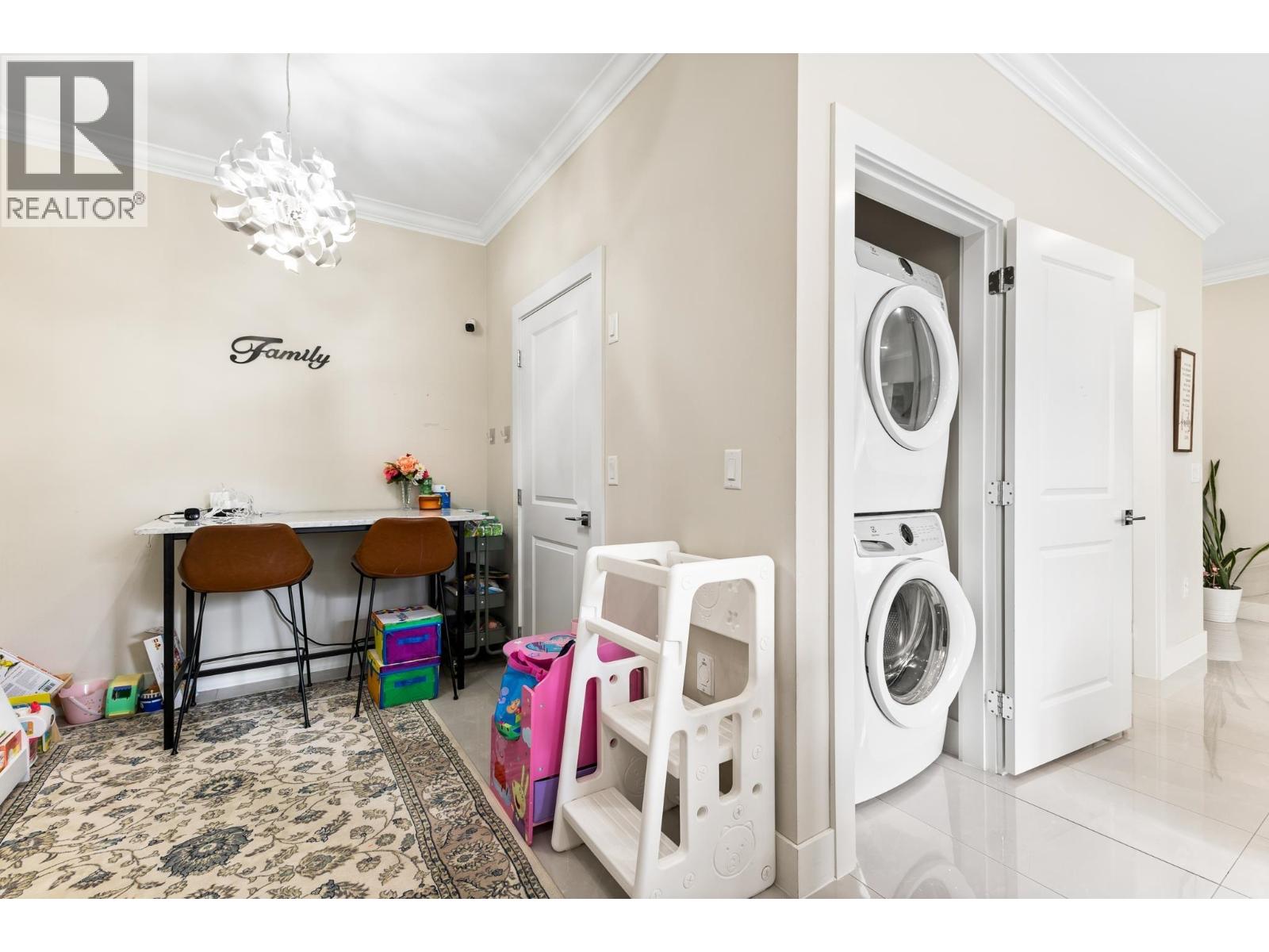 2 2786 E 46th Avenue, Vancouver, British Columbia  V5S 1A7 - Photo 9 - R3058747