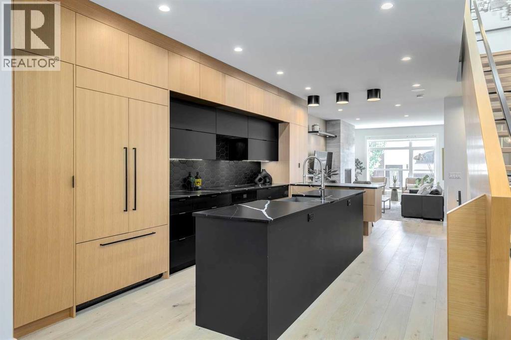 2636 30 Street Sw, Calgary, Alberta  T3E 2M2 - Photo 7 - A2257474