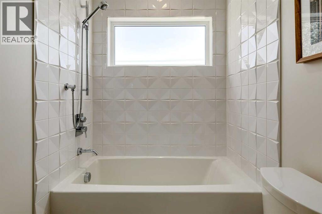 2636 30 Street Sw, Calgary, Alberta  T3E 2M2 - Photo 37 - A2257474