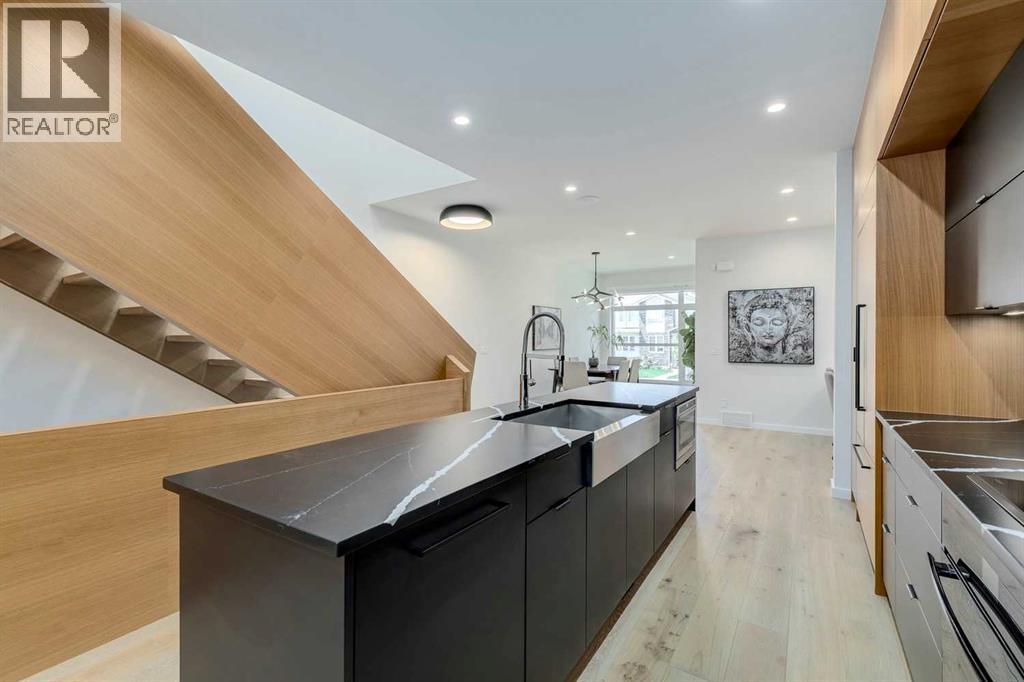 2636 30 Street Sw, Calgary, Alberta  T3E 2M2 - Photo 12 - A2257474