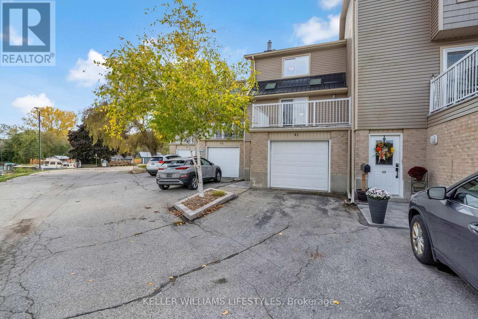 41 - 301 CARLOW ROAD, Central Elgin, Ontario