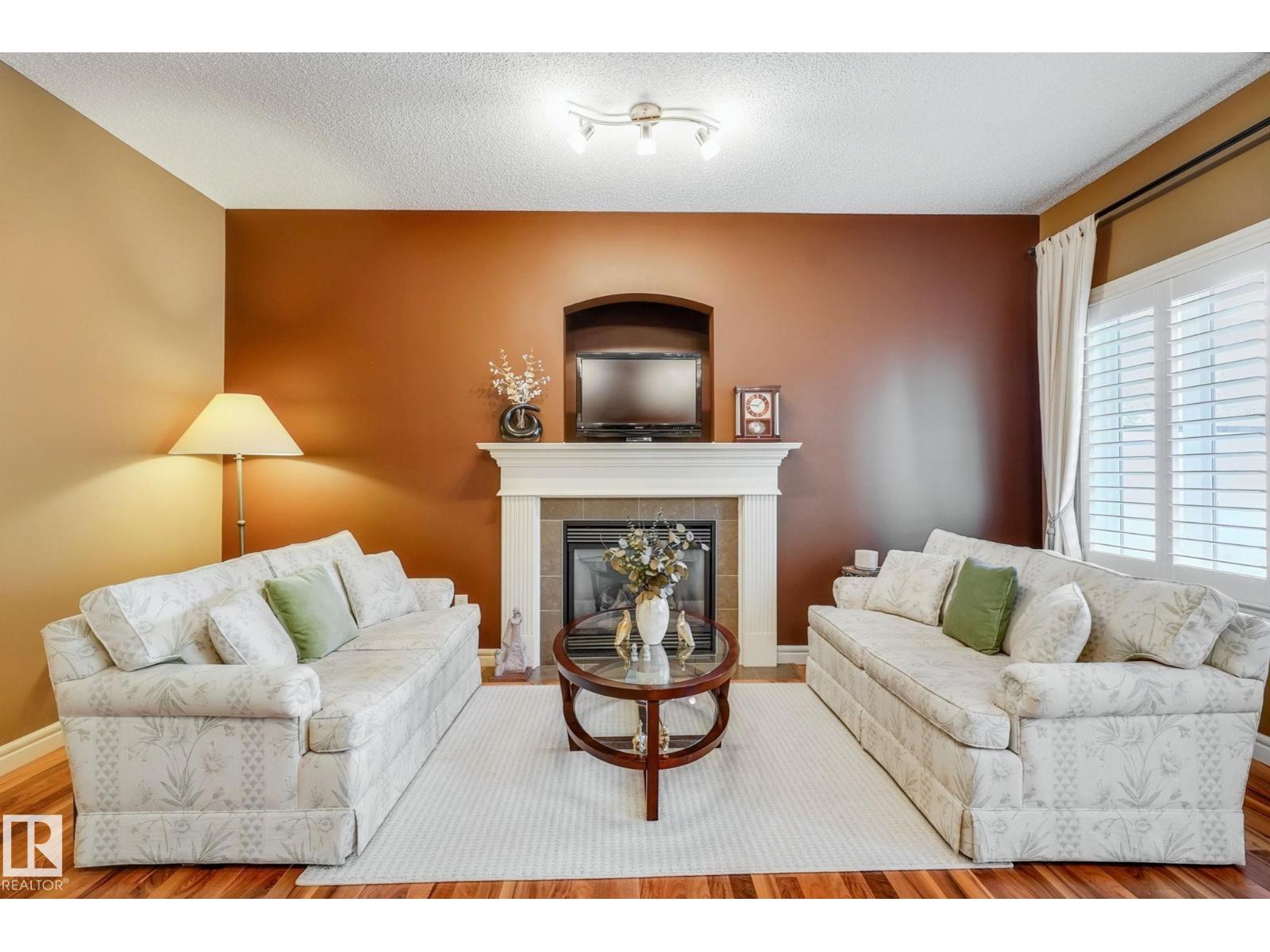 1926 119A ST SW, edmonton, Alberta