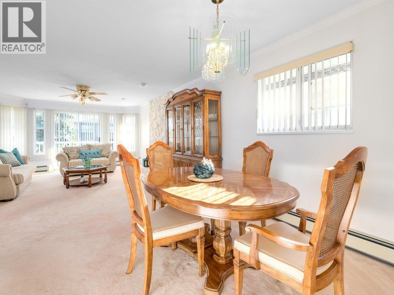 8029 15th Avenue, Burnaby, British Columbia  V3N 1X3 - Photo 5 - R3059016