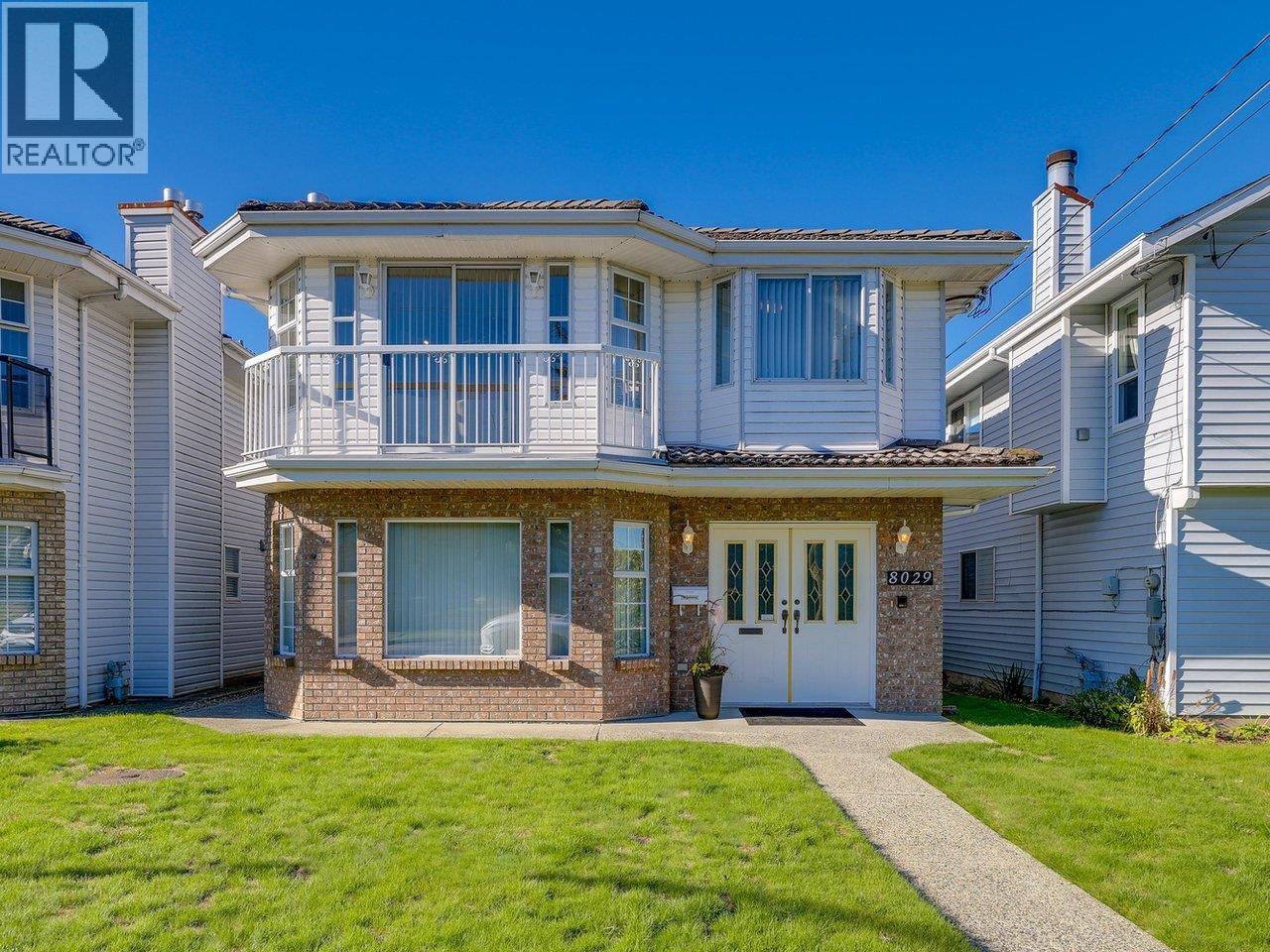 8029 15TH AVENUE, Burnaby, British Columbia