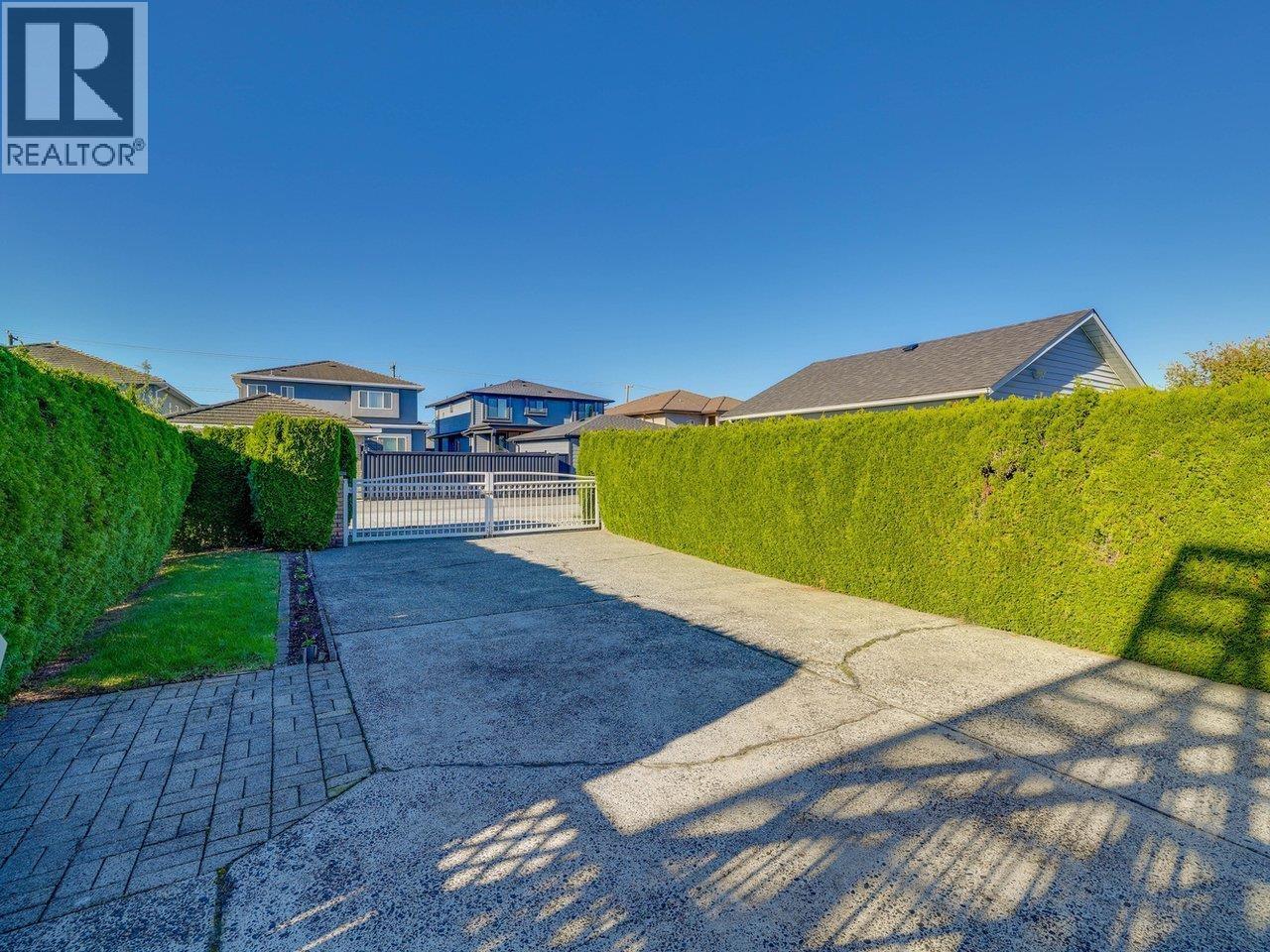 8029 15th Avenue, Burnaby, British Columbia  V3N 1X3 - Photo 34 - R3059016